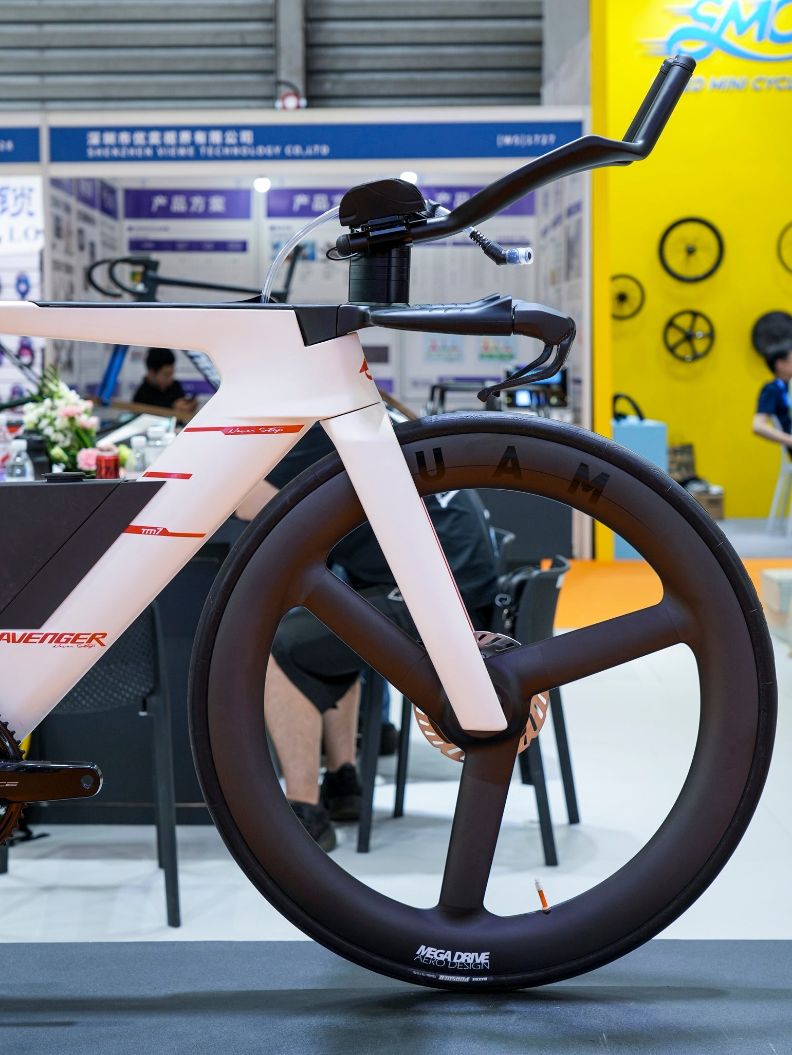 A review of the TM7 triathlon bike from a professional cyclist