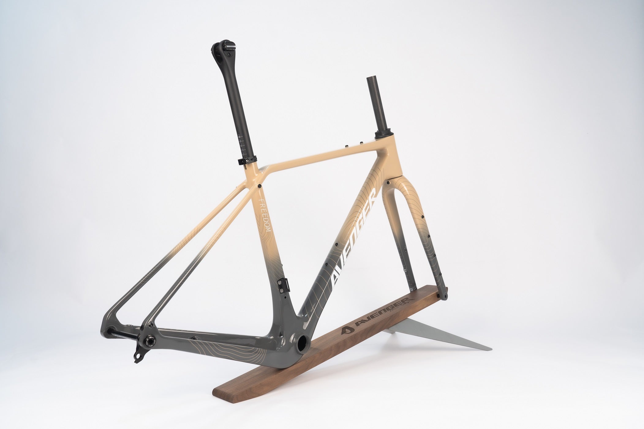 carbon gravel bike frameset AVENGER Carbon Gravel bike Frameset FM188
